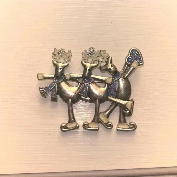 Vintage Kenneth Cole pin - Picture 1 of 1